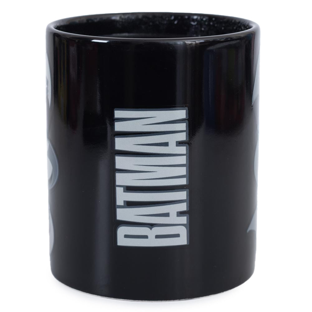 Batman Heat Changing Mug – Heat-Activated Batmobile Reveal for DC Fans!