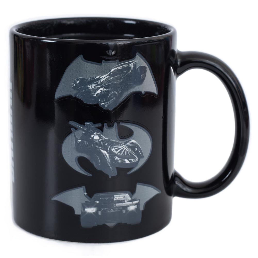 Batman Heat Changing Mug – Heat-Activated Batmobile Reveal for DC Fans!