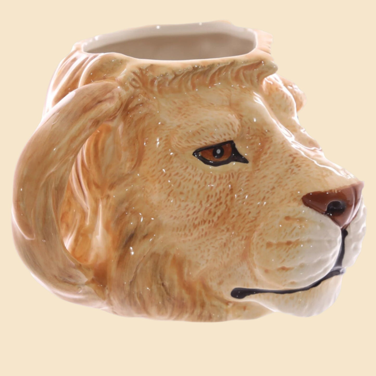 Novelty Lion Head Shaped Ceramic Mug - A Roaringly Unique Coffee Cup Handle View